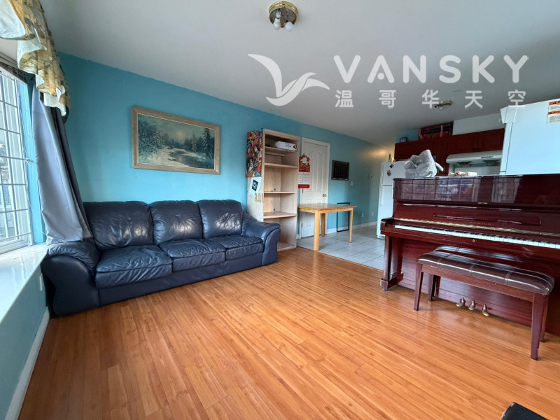 260207215125_b Living room 1.jpg